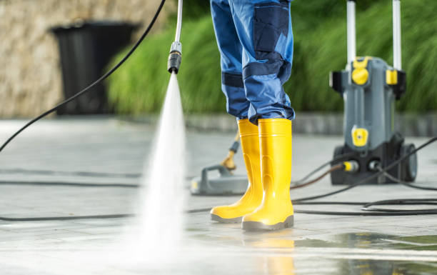 Best Affordable Pressure Washing  in Hudson, IA